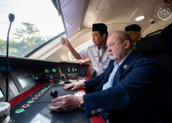 Yang di-Pertuan Agong, Sultan Ibrahim Sultan Iskandar, berkenan memandu uji Perkhidmatan Tren Elektrik (ETS) Keretapi Tanah Melayu Berhad (KTMB) dari Stesen Keretapi Kuala Lumpur ke Rawang hari ini.