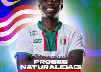 KELULUSAN naturalisasi itu sekaligus membuka laluan buat penyerang kelahiran Ghana itu didaftarkan sebagai pemain tempatan, malah berpeluang dipanggil menyertai skuad kebangsaan pada bila-bila masa.-IHSAN KUCHING CITY FC