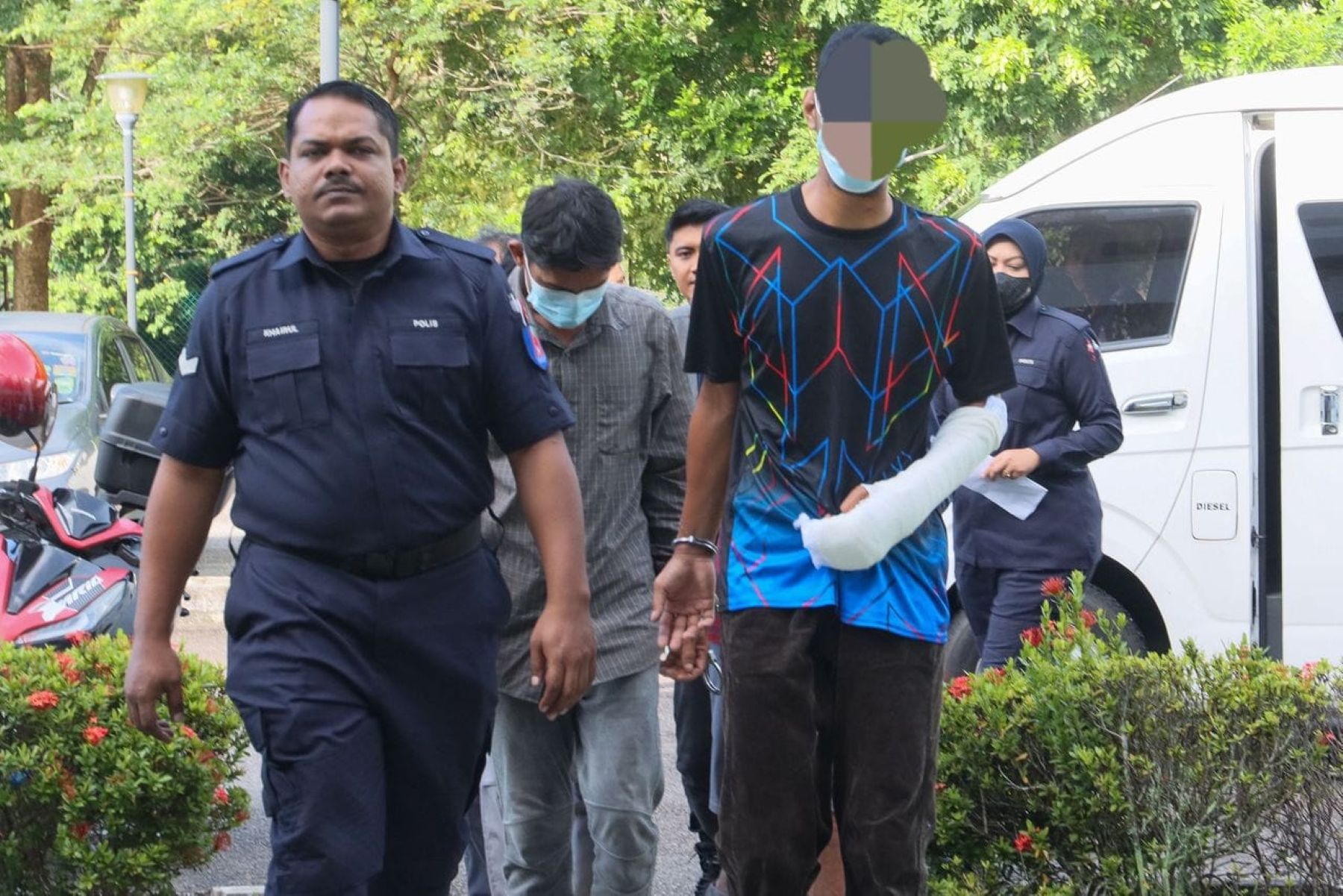 BAru kelar isteri