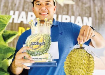 DURIAN ‘PL Taiko’ milik Muhd. Izzudin Izhar  merangkul tempat pertama pertandingan Durian Kampung Premium sempena Sambutan Hari Durian Peringkat Daerah Raub 2025 di Pusat Latihan Pertanian Pintu Padang, Gali, Raub, Pahang.