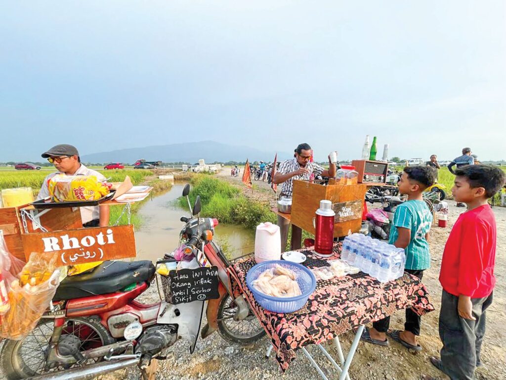 Kopi Waktu tempat santai ala 70-an di tengah sawah 1 Baru santai sawah