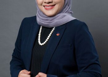 DAFINAH AHMED HILMI