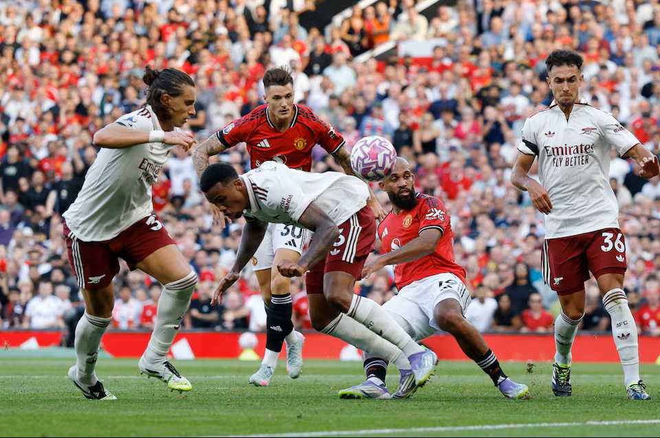 Arsenal malukan United di Old Trafford