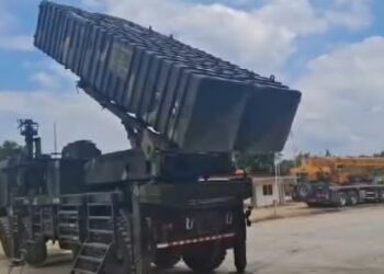SISTEM peluru berpandu KHAN buatan Turkiye mula digunakan oleh pasukan tentera Indonesia di Kalimantan Timur. – AGENSI