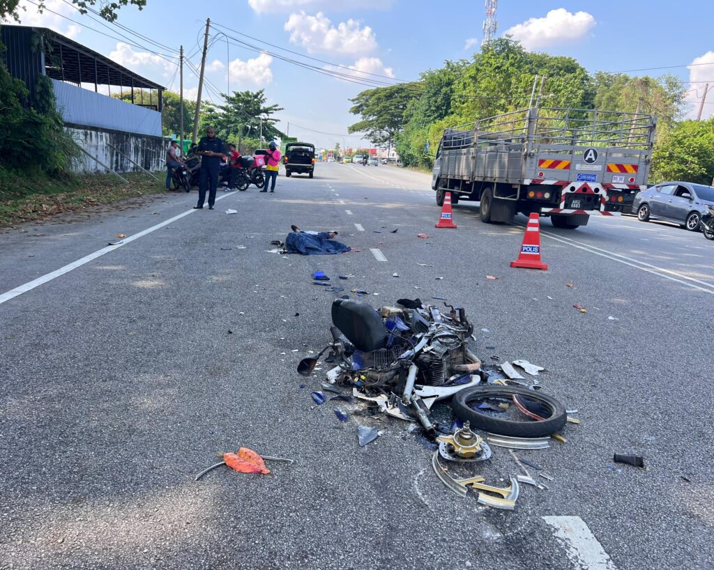 Lelaki maut digilis, polis kesan pemandu kereta