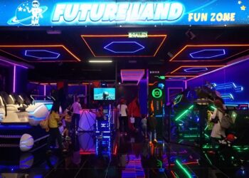 Ruang permainan realiti maya yang seronok dan mendebarkan.