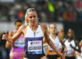 Keely Hodgkinson sampai ke garisan penamat meninggalkan peserta lain dalam acara 800 meter Liga Berlian IAAF di Laussane, semalam. - AFP