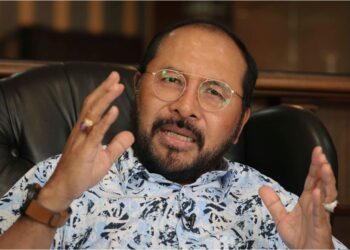 MOHAMAD KHIR TOYO