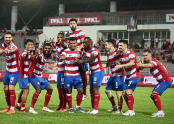 PEMAIN Kuala Lumpur City, Safawi Rasid meraikan jaringan ketika menentang PDRM FC pada aksi Liga Super di Stadium Bolasepak Kuala Lumpur, Cheras, malam ini.-UTUSAN/ISKANDAR ISHAK