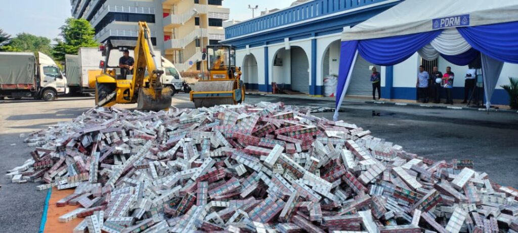 IPD Taiping lupus 2.1 juta batang rokok seludup
