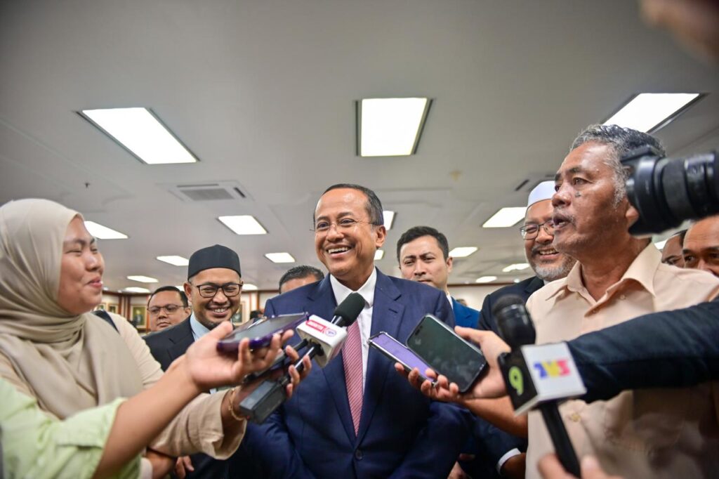 Ahmad Samsuri terbuka bertemu penganjur RXZ Members 1 MB 1