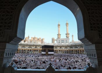 SIRAH Nabawiah merupakan teladan agung dalam memupuk dan menyuburkan semangat patriotisme. 
Nabi Muhammad SAW sangat mencintai tanah kelahirannya, iaitu Mekah al-Mukarramah.