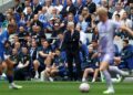 Pengurus Everton, David Moyes (tengah) memberi reaksi semasa perlawanan bola sepak Liga Perdana Inggeris (EPL) antara Everton dan Brighton di Stadium Hill Dickinson, Liverpool, semalam. - AFP