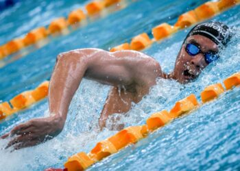 Muhammad Dhuha Zulfikry ketika beraksi dalam acara akhir 800 Meter Lelaki Gaya Bebas pada Kejohanan Terbuka Renang Malaysia 2025 di Pusat Akuatik Nasional Bukit Jalil. Gambar; MUHAMAD IQBAL