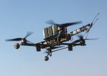 MODUL latihan kendalian dron akan disesuaikan mengikut peringkat umur kanak-kanak. - AGENSI