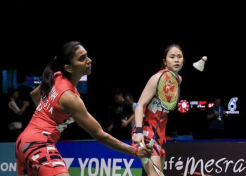Pearly Tan-M Thinaah memburu kejuaraan pada Kejohanan Badminton Dunia yang akan berlangsung di Paris, Perancis hujung bulan ini. - MINGGUAN/SHIDDIEQIIN ZON
