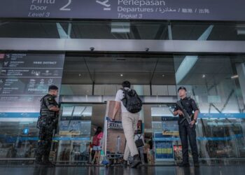 NACC meneliti semula pelaksanaan green lane di KLIA Terminal 1 dan Terminal 2 bagi mengatasi isu kesesakan pemeriksaan kastam.