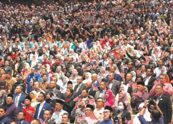 KEMAMPANAN sektor awam harus ditunjangi sepenuhnya dengan reformasi dan integriti.