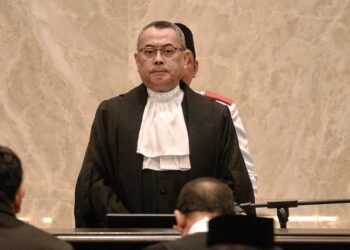 WAN AHMAD FARID Wan Salleh ketika hadir pada Majlis Meraikan Pelantikan Ketua Hakim Negara di Istana Kehakiman di Putrajaya, semalam. – UTUSAN/FAISOL MUSTAFA