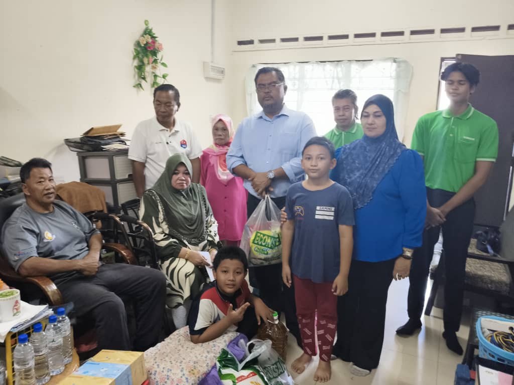Bapa tunggal OKU tabah besarkan dua anak lelaki 1 WhatsApp Image 2025 08 01 at 4.13.00 PM