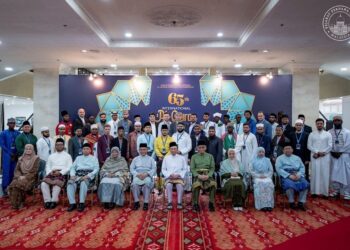 ANWAR Ibrahim ketika hadir pada Majlis Perasmian Tilawah dan Hafazan Al-Quran Peringkat Antarabangsa (MTHQA) ke-65 di Pusat Dagangan Dunia, Kuala Lumpur hari ini.-GAMBAR/FACEBOOK ANWAR IBRAHIM