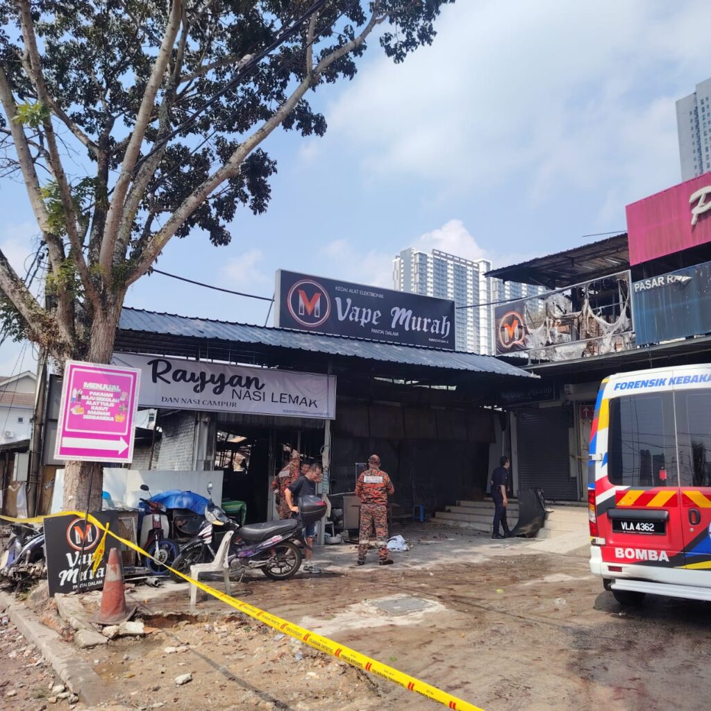 Jeritan selamatkan rakan terperangkap dalam kebakaran setinggan