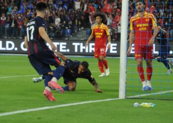 JAIRA Da Silva meledak gol pertama JDT dalam aksi Piala Sumbangsih, kelmarin.