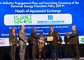 Planet QEOS ketika majlis memeterai perjanjian induk (HOA) bagi melancarkan Program Tenaga Baram DeepTech, bagi pembinaan loji solar 'firm' pertama di Malaysia di kawasan tanah tinggi Baram, utara Sarawak.
