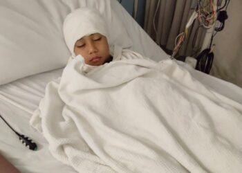 IZZUL Islam menerima rawatan di sebuah hospital swasta di Johor Bahru kerana mengalami gegaran di bahagian otaknya dipercayai setelah menjadi mangsa buli di sekolah.