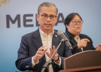 FAHMI FADZIL