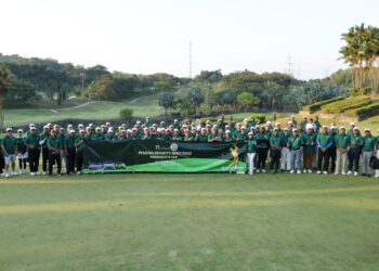 SEBAHAGIAN peserta yang menyertai Kejohanan golf amal Piala Presiden PEKEMA 2025 di Palm Garden Golf Club di Putrajaya.