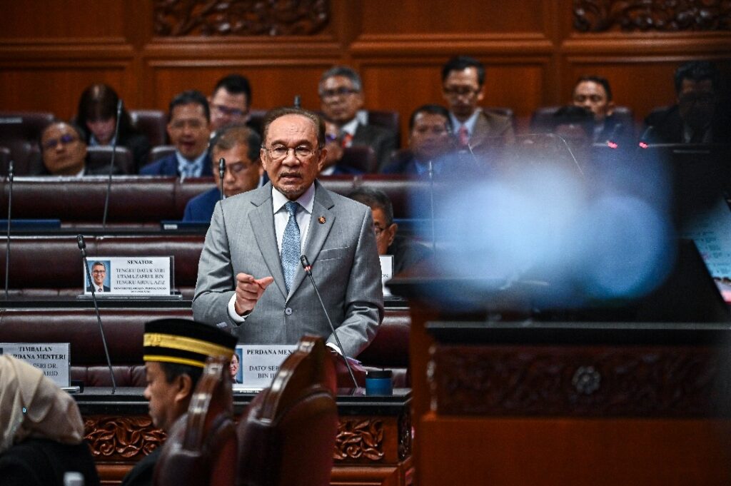 PARLIMEN: Dakwaan hutang baharu kerajaan naik tidak benar – PM 1 WhatsApp Image 2025 08 25 at 15.36.51 101680a5