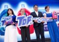 Pengarah Urusan Southern Lion Sdn Bhd, Tomotaka Ota (dua kanan) bersama Pengurus Besar Southern Lion Sdn Bhd, Julia Teo (dua kiri) dan pelakon, Ayda Jebat dan Yoke Chen ketika pelancaran TOP Ultra Nano Teknologi Baru di sini hari ini.UTUSAN/Saddam Yusoff