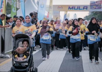 PESERTA Larian MAPPA XX 2025 memulakan larian di Dataran Putrajaya, hari ini.