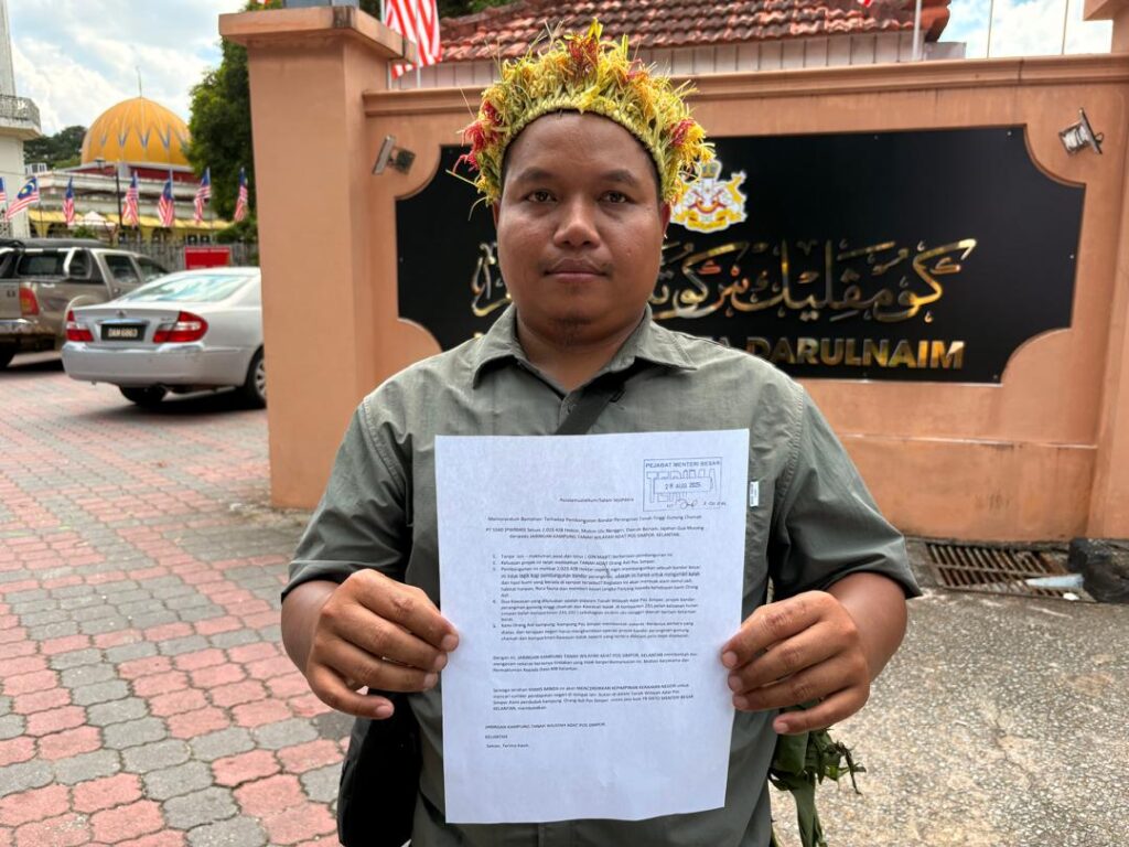 Orang Asli dakwa projek Bandar Peranginan Gunung Camah ancam kehidupan mereka Orang Asli dakwa projek Bandar Peranginan Gunung Camah ancam kehidupan mereka
