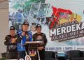 AHMAD Zahid Hamidi hadir ke Program Kembara Merdeka Akar Umbi di Perhentian Bas Simpang Pertang, di sini, hari ini. - UTUSAN/NOR AINNA HAMZAH