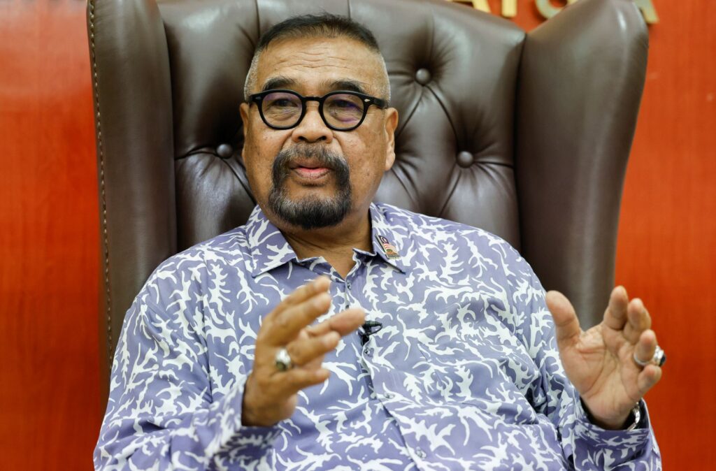 baRU ramli mohd nor001