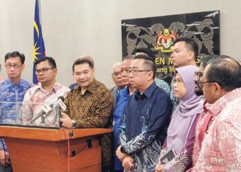 RAFIZI Ramli dalam sidang akhbar di Parlimen semalam. GAMBAR PARLIMEN