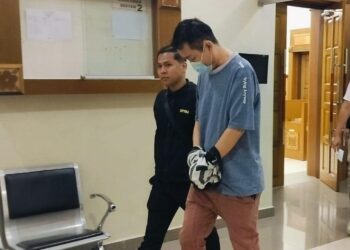HIEW Chee Yong ketika dihadapkan ke Mahkamah Sesyen Kuantan, Pahang,