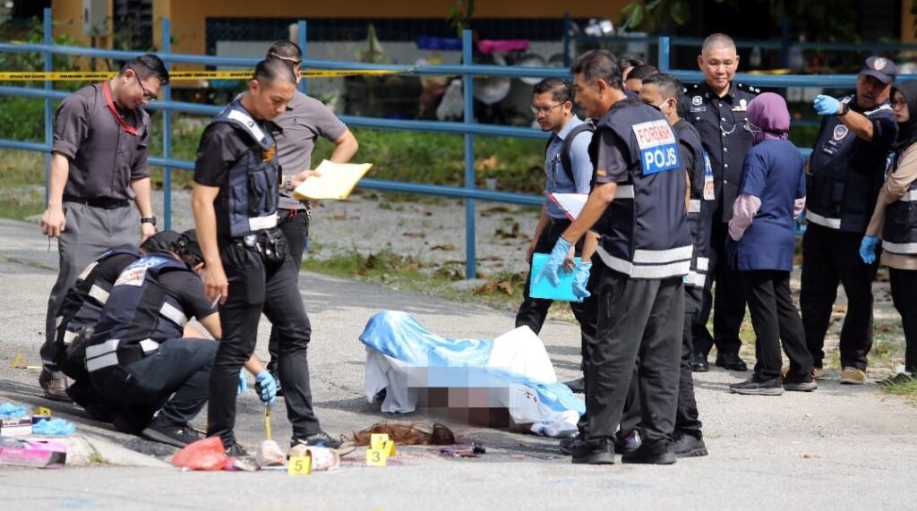 Mak nyah maut dibunuh, digilis dengan lori 1 mak nyah