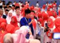 MOHAMAD Hasan hadir pada Majlis Perasmian Serentak Mesyuarat Perwakilan Wanita, Pergerakan Pemuda dan Puteri UMNO Bahagian Rembau, Negeri Sembilan. - UTUSAN/MOHD. SHAHJEHAN MAAMIN