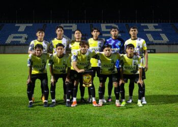 PASUKAN Perak FA beraksi dalam saingan Liga A1 Semi-Pro musim ini.