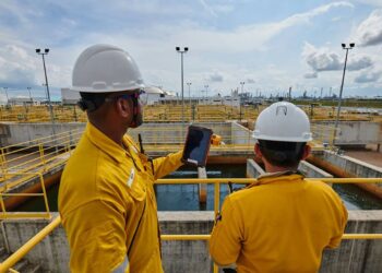 SAHAM PCG ditutup tinggi 13.88 peratus kepada RM4.76 sesaham semalam.