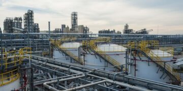 PETRONAS Chemicals. - GAMBAR HIASAN