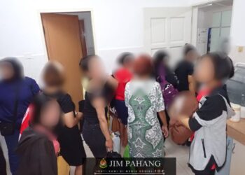 SINDIKET pembantu rumah harian tumpas dalam operasi Jabatan Imigresen Negeri (JIM) Pahang dengan kerjasama Bahagian Pencegahan Antipemerdagangan Orang dan Penyeludupan Migran (Atipsom) dan Pengubahan Wang Haram (AMLA) Ibu Pejabat Imigresen di Temerloh, Pahang.