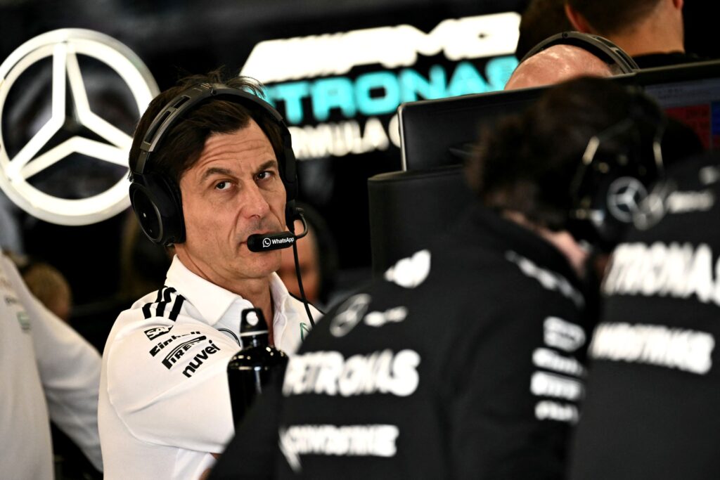Wolff beri bayangan kontrak Russell bersama Mercedes