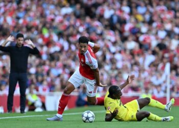 WILLIAM Saliba memainkan peranan besar di pertahanan Arsenal.- AFP