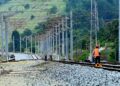 ELAK melakukan aktiviti di kawasan bervoltan tinggi  kerana ia boleh menyebabkan kecederaan serius dan kehilangan nyawa.