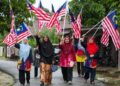 KAWASAN rukun tetangga (KRT) menjadi nadi utama Kementerian Perpaduan dalam usaha memperkukuh perpaduan di peringkat akar umbi.