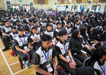 KEADILAN merupakan hak anak muda untuk mendapatkan pendidikan percuma dan berkualiti.